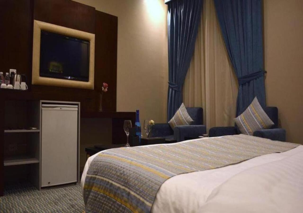 Tobal Al Hamra Hotel Apartments Jeddah Bagian luar foto